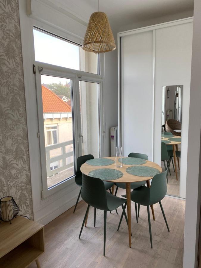 Centre Apartment *